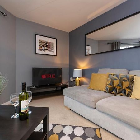 Oakstays Gateshead St James ภายนอก รูปภาพ
